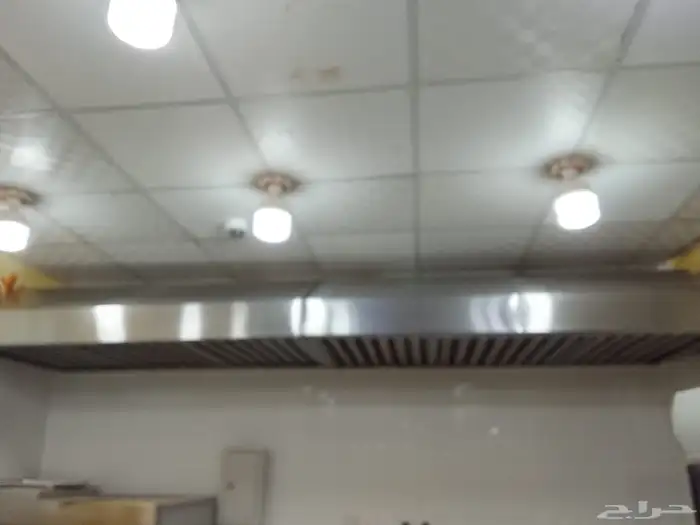 عندي محل بيتزا بقبل الأدوات كامل استخدام شهرين فقط 2