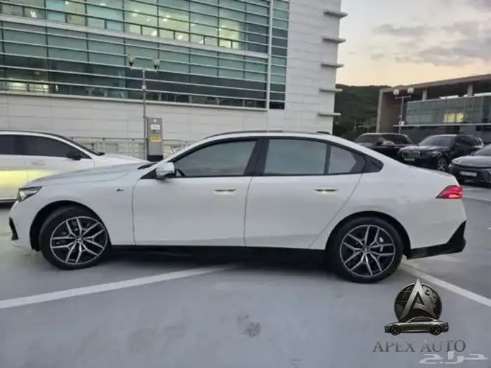 BMW 520 i أصفار 2