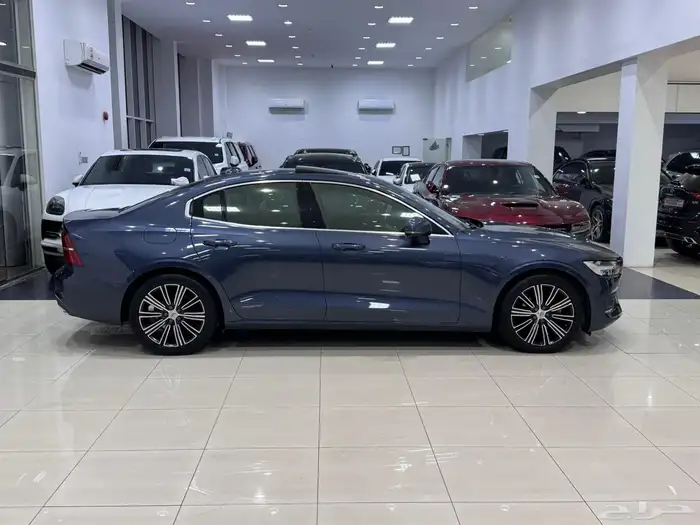 فولفو S60 T4   2021 (زرقاء) 3