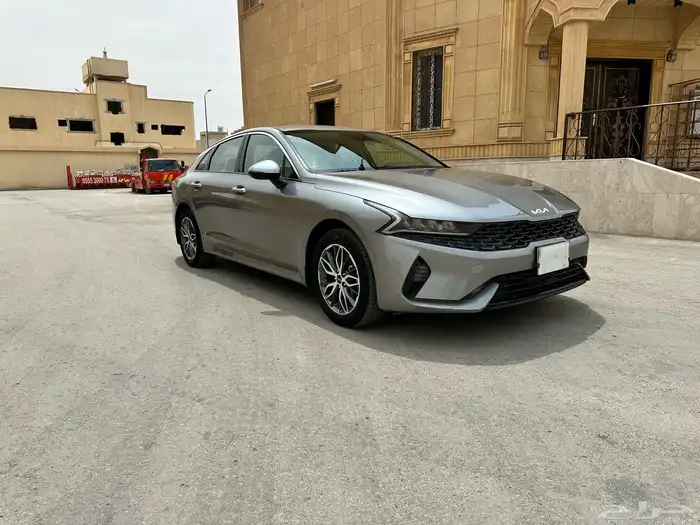 كيا K5 موديل 2023 3