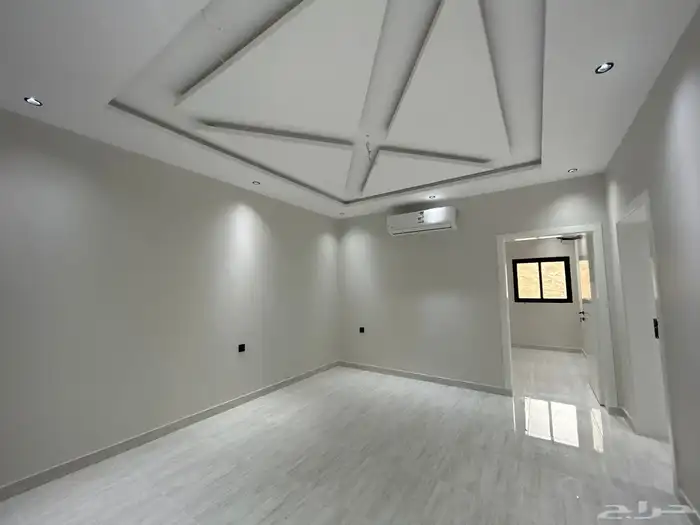 للايجار شقة في حي الربوه 6