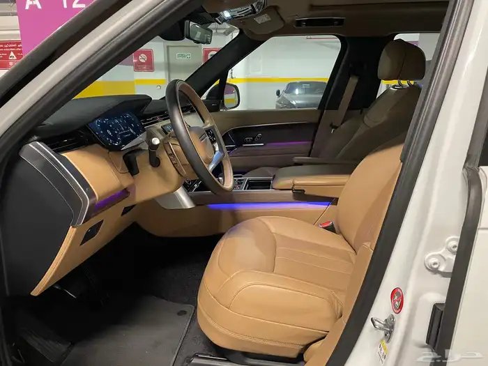 رنج روفر HSE P530 1