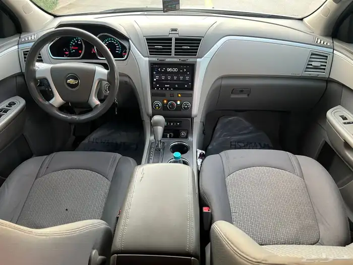 شيفرولية ترافرس 2012 (بحالة ممتازة) 16