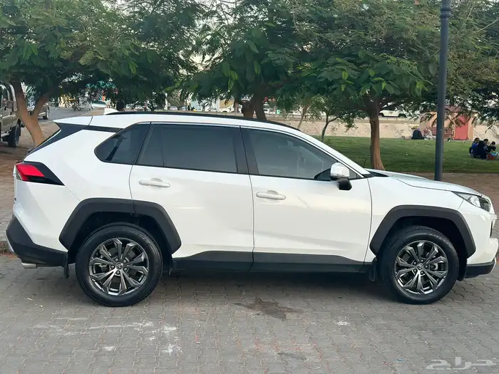 راف فور 2023 3