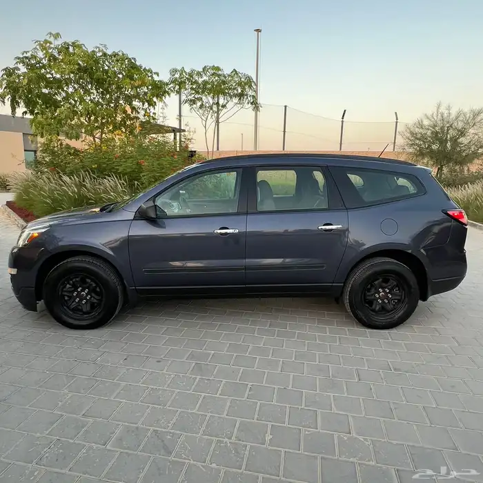 للبيع شيفروليه ترافيرس موديل 2014 من مبيعات حكومية 7