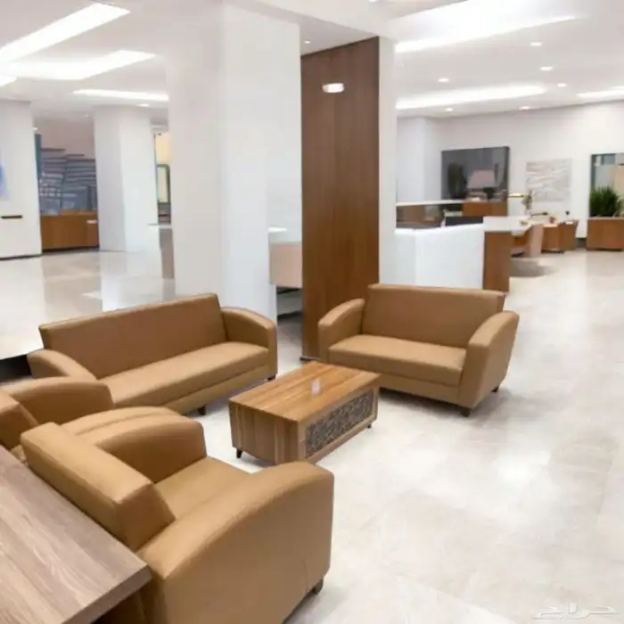 كنب مكتبي جلد فخم بتصاميم عصرية تناسب جميع المساحات 2