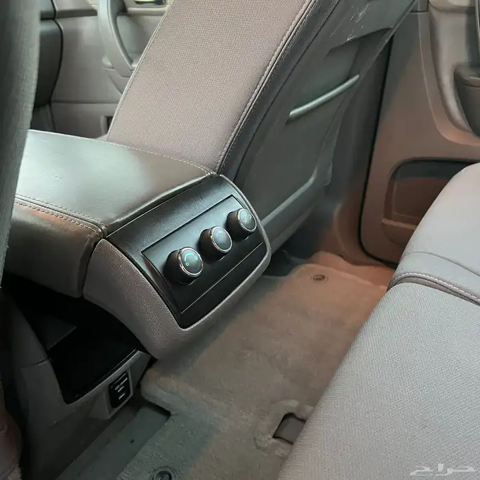 للبيع شيفروليه ترافيرس موديل 2014 من مبيعات حكومية 10