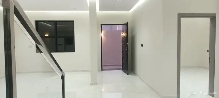 فيلا دورين درج داخلي مدينة البدائع حي التحليه 32