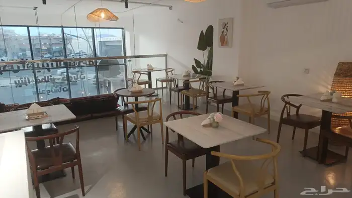 للبيع طاولات وكراسي رخام كوفي او مطعم 4