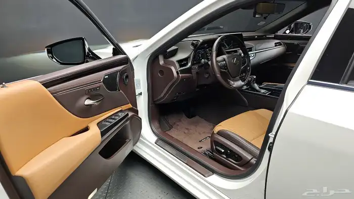للاستيراد من كوريا _ لكزس ES 300 _ 2021 4