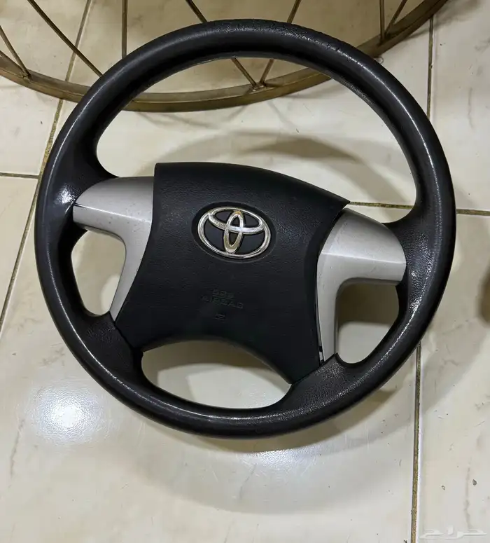 طارة وأزرار التحكم اصلي كورولا 2008-2013 0