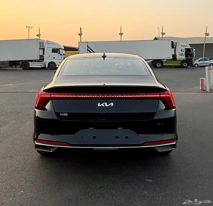 كيا K8 2022 ( بنزين ) فل كامل بدون بانوراما للبيع 4