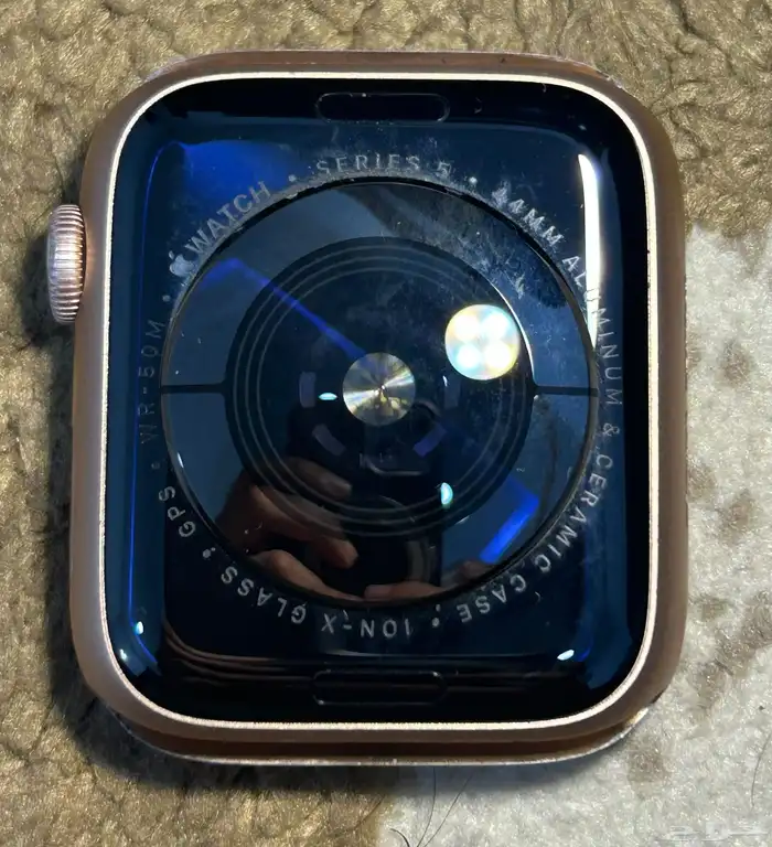 ساعة ابل الجيل الخامس 44 6