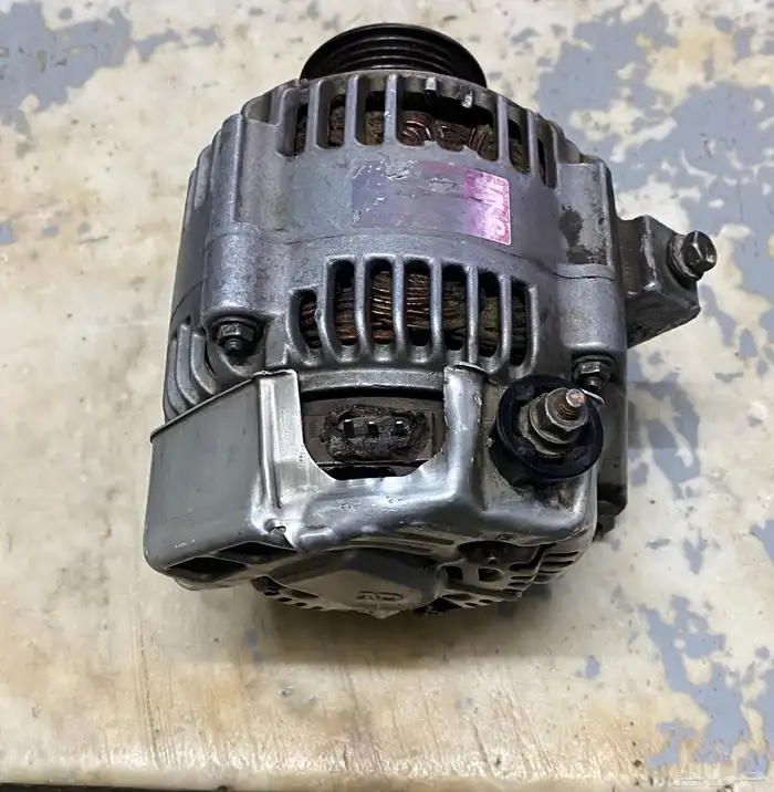 للبيع دينمو دينسو كامري 2006 300 ريال اخر 2