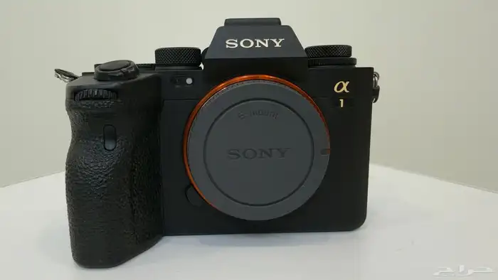كاميرا sony a1 وعدسة سوني 300 2.8 3