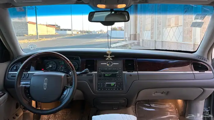 تاون كار 2011 نظيف 16