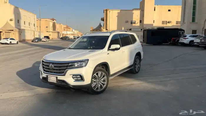 ام جي RX8 موديل 2021 0