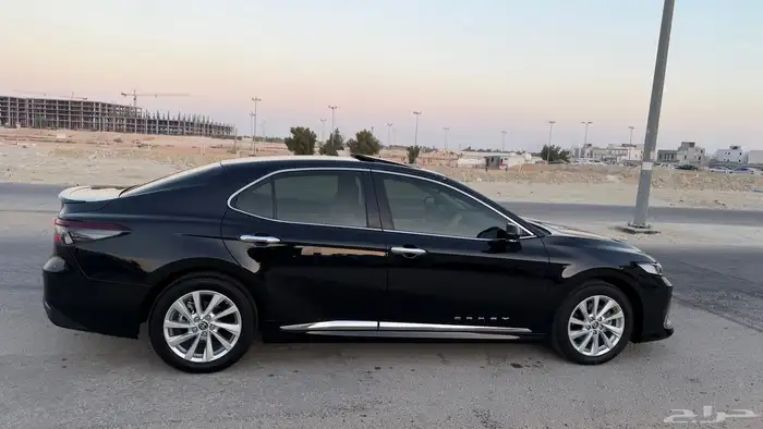 للبيع كامري 2024 شبه اصفار تم تنزيل الحد 4