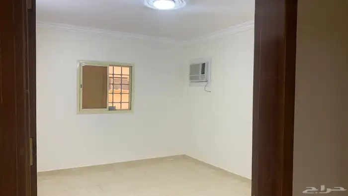 شقه عائلة لليجار حي الخليج 3