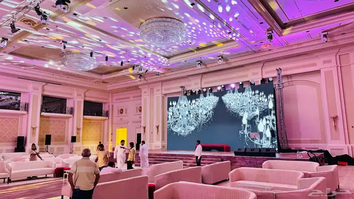 شاشات عرض اضاءات تنسيق 4