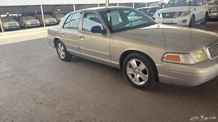 فورد فكتوريا 2010 2