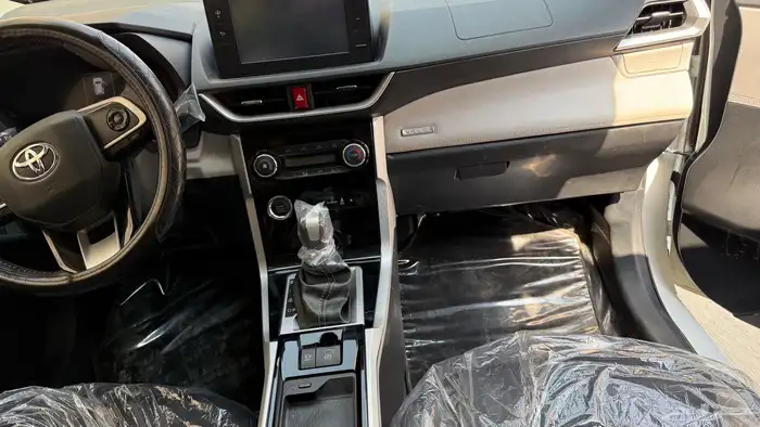 سيارة فيلوز 2024 ممشاها 12 الف للبيع ب65 الف 2