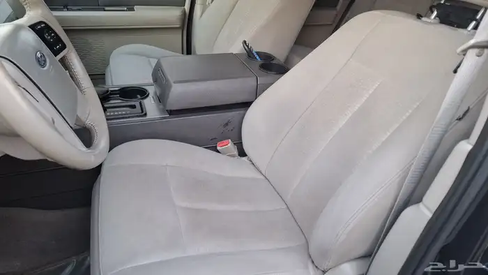 فورد اكسبدشن 2012 قمة النضافة 38