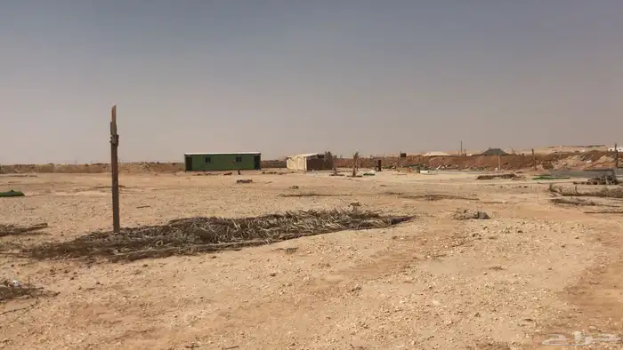 للبيع عقم مخيم قبل محطة صحاري 3