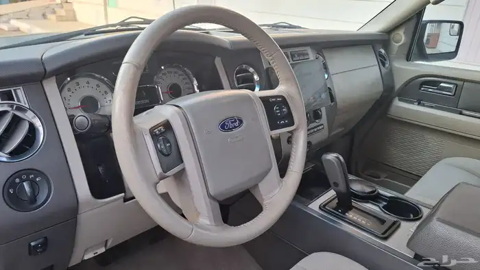 فورد اكسبدشن 2012 قمة النضافة 34