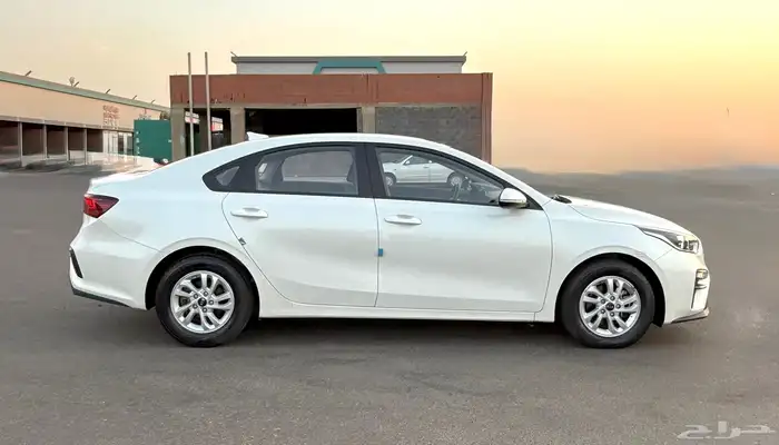 كيا سيراتو 2020 فل كامل بدون فتحه بحالة الوكاله للبيع 6