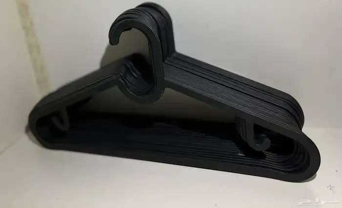 علاقات ملابس- Clothes hangers 3
