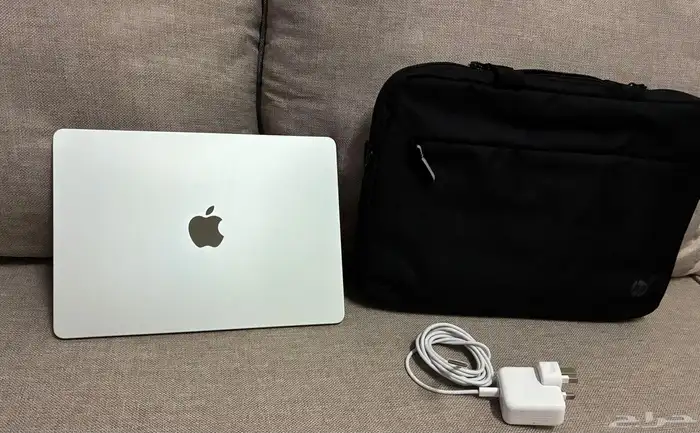 لابتوب ابل ماك بوك آير موديل 2025 معالج M4 3