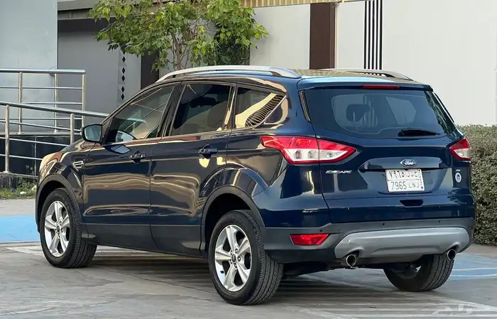 فورد اسكب 2015 (بحالة ممتازة) 4