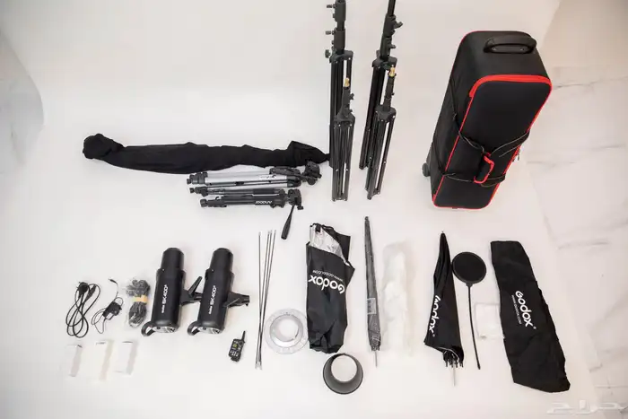 للبيع عدة تصوير متكامله وبجميع الاغراض والكراتين باعلى سعر 5