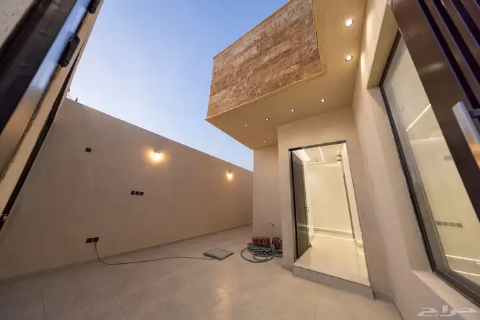 دور مؤسس في نمار 3020 للبيع 1