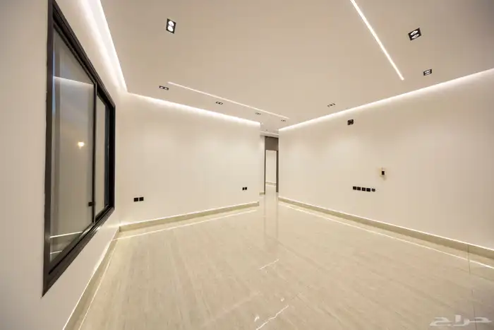 دور مؤسس في نمار 3020 للبيع 4