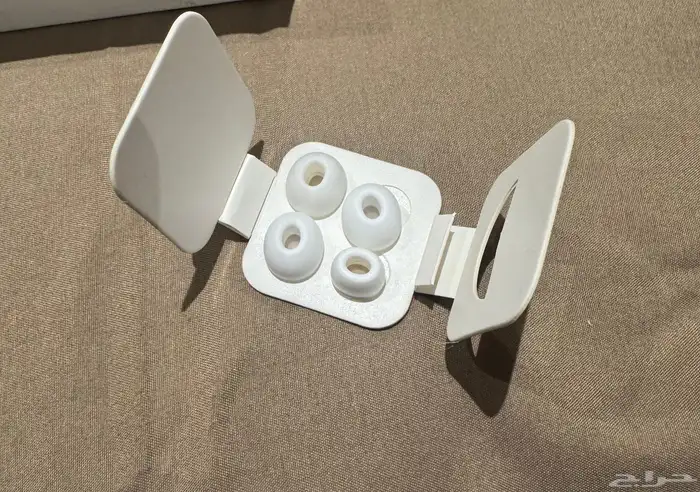 سماعة شبيهة ابل الاصدار الاول 5