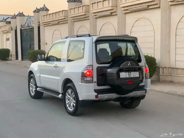 باجيرو ربع فل كامل 2016 نظيف 15