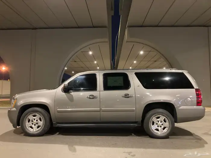 شيفروليه تاهو سوبربان دبل 2008نظيف ماشي366الف كيلو 0