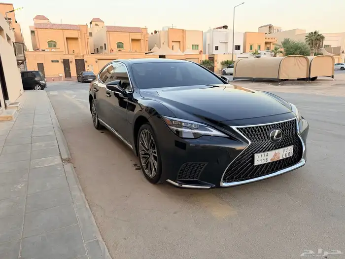 للبيع لكزس LS350 4