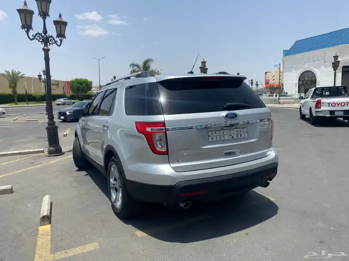 فورد اكسبلور 2012 فئه ليمتد بحاله ممتازه 4