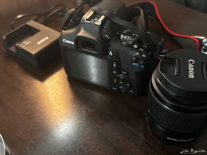كاميرا كانون 2000D 1