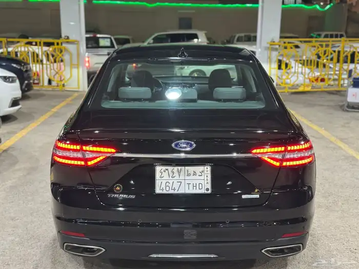 فورد تورس2021 تبارك الله شبه جديده عداد90 تشيكات وكاله شرط 3