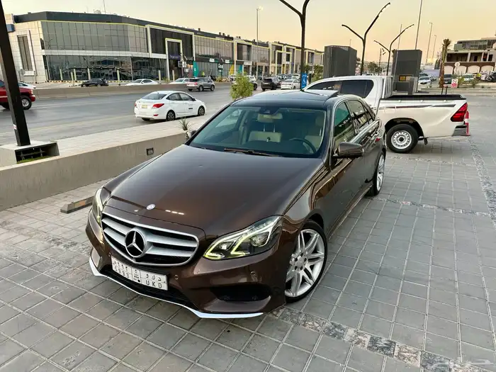 مرسيدس e300 2014 نظيف للمستخدم 24