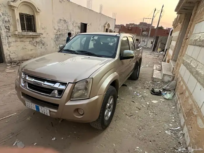 ايسوزو ديماكس 2008 3