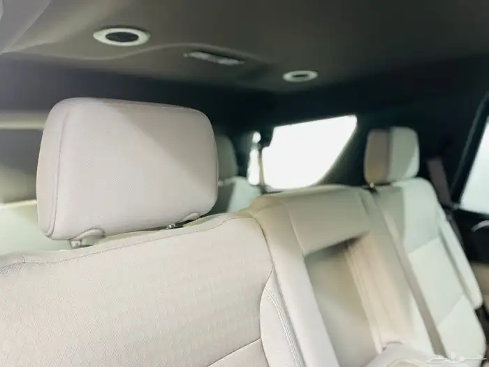 يوكن قصير SLE موديل 2023 18