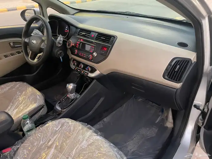 كيا ريو 2015 نظيفه جدا 22 الف 16