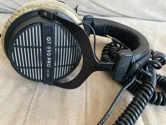 Beyerdynamic DT-990 PRO 250 سماعة قيمنق احترافية 0