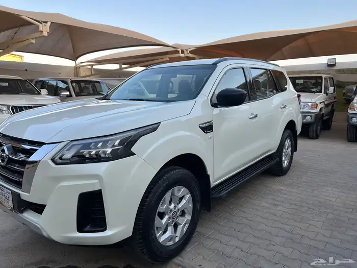 اكستيرا 2023 دبل SE ممشى 43.000 لدى قمة الاطلال 18