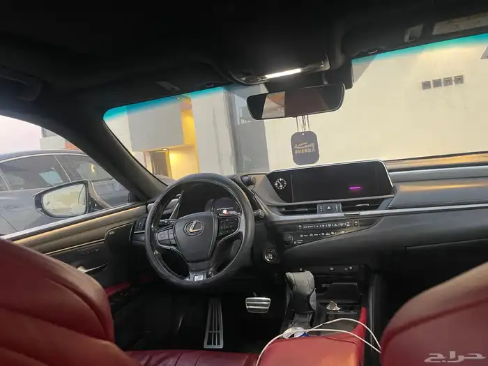 لكزس اي اس 350 أف سبورت 2020 وكاله والمستخدم بيدعي لنا 0